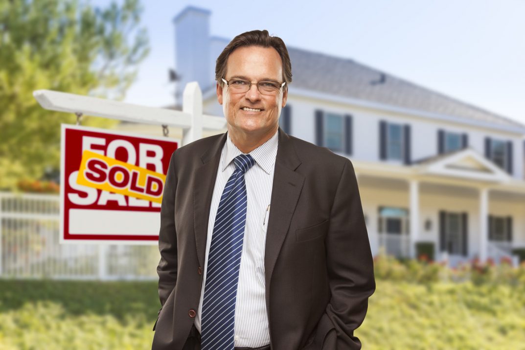 Successful Realtors sell your listing faster and for top dollar.
